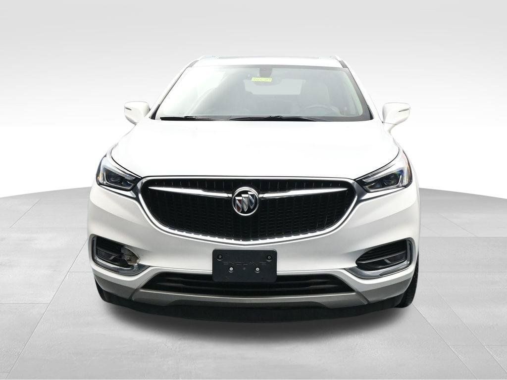 Used 2018 Buick Enclave Essence AWD/4WD image 8