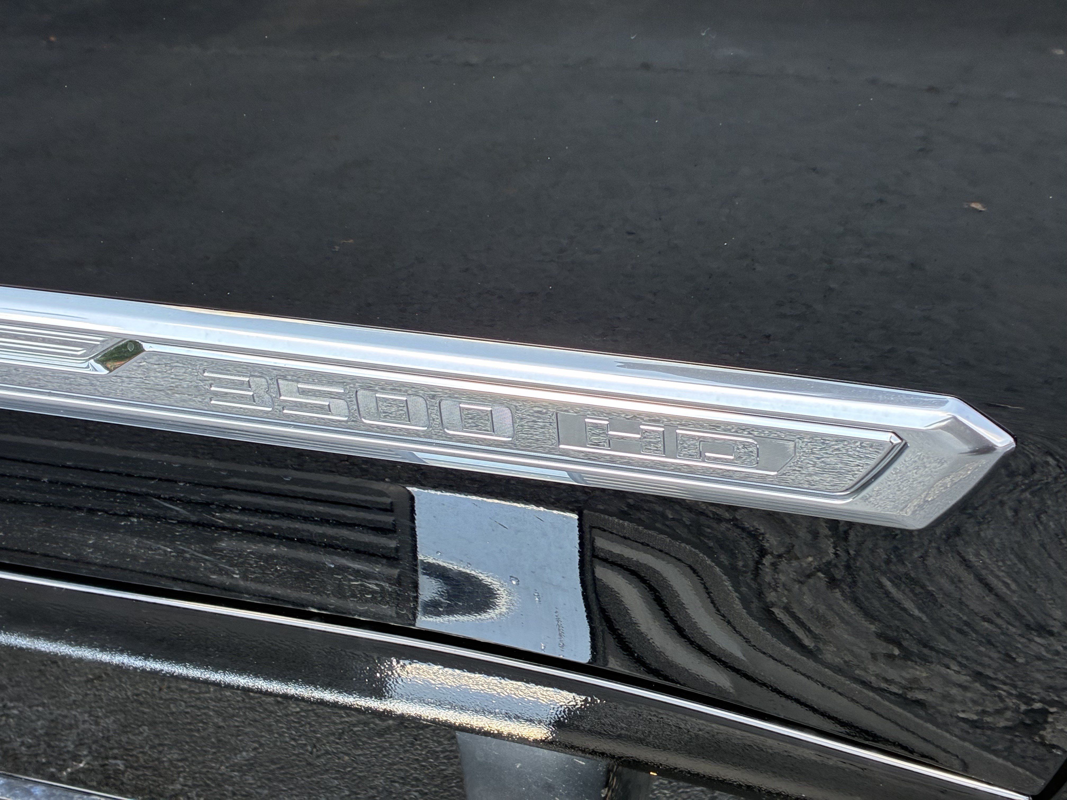 Used 2025 Chevrolet Silverado 3500 High Country w/ High Country Premium Package AWD/4WD image 8