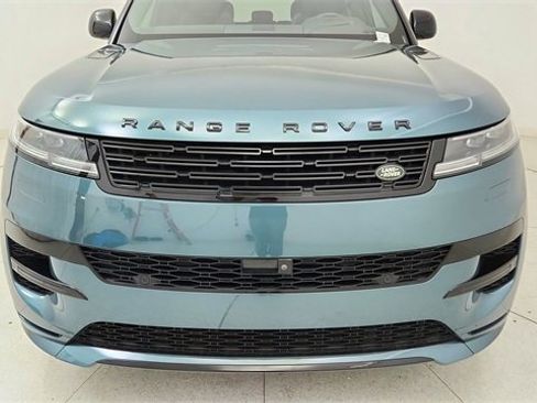 Used 2024 Land Rover Range Rover Sport Dynamic SE image 8