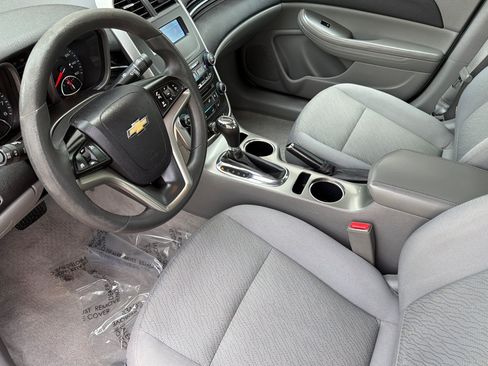 Used 2016 Chevrolet Malibu LS FWD image 12