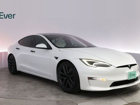 Used 2023 Tesla Model S Standard Range AWD/4WD image 13