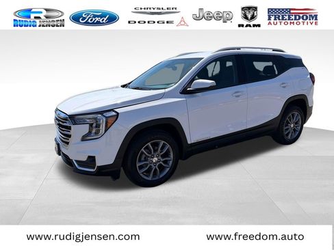 Used 2024 GMC Terrain SLT AWD/4WD image 1