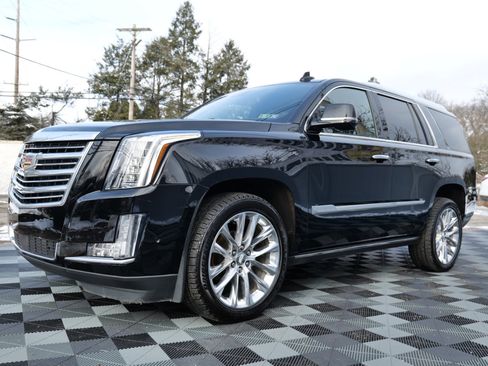 Used 2020 Cadillac Escalade Platinum image 90
