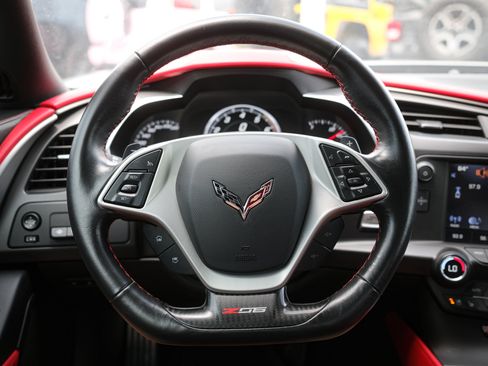 Used 2016 Chevrolet Corvette Z06 w/ 2LZ Preferred Equipment Group RWD image 18