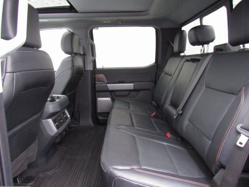 Used 2024 Ford F350 Lariat w/ Lariat Ultimate Package image 19