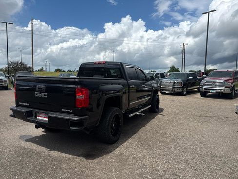 Used 2015 GMC Sierra 1500 Denali w/ Driver Alert Package AWD/4WD image 5