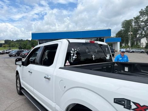 Used 2020 Ford F150 XLT w/ Equipment Group 302A Luxury AWD/4WD image 35