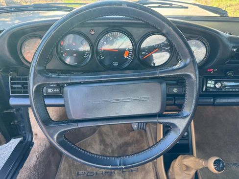 Used 1989 Porsche 911 Carrera RWD image 41