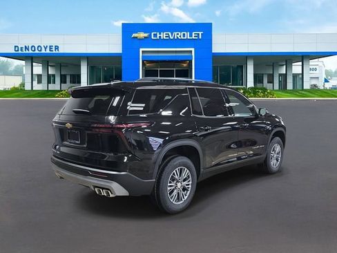New 2026 Chevrolet Traverse LT w/ Driver Confidence Package image 5