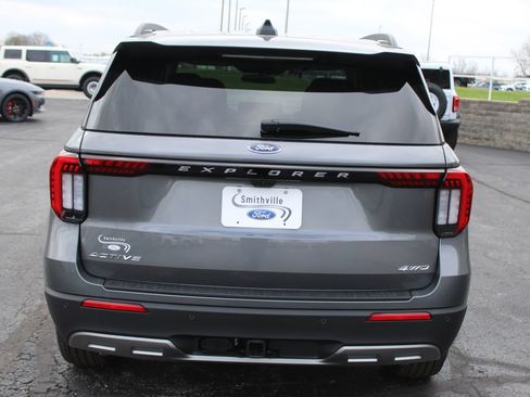 New 2026 Ford Explorer Active w/ Active Comfort Package AWD/4WD image 5