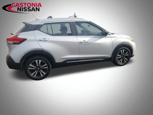Used 2019 Nissan Kicks SR w/ Interior Electronics Package image 13