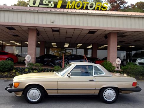Used 1988 Mercedes-Benz 560 SL image 8
