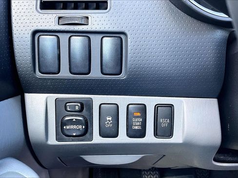 Used 2010 Toyota Tacoma 4x4 Access Cab image 34