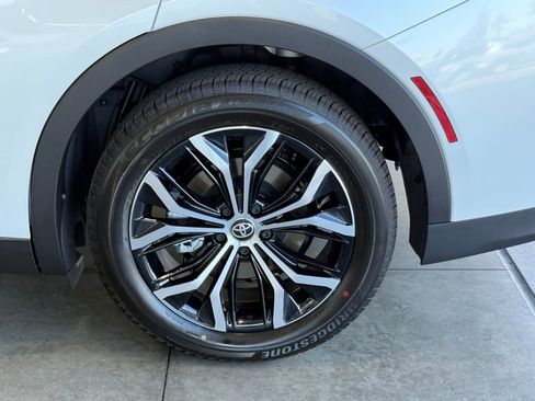 New 2026 Toyota Crown XLE image 13