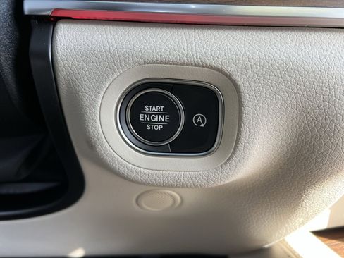 New 2026 Mercedes-Benz GLE 450 4MATIC image 32