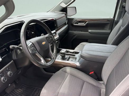 Used 2023 Chevrolet Silverado 1500 LT w/ Convenience Package II AWD/4WD image 33