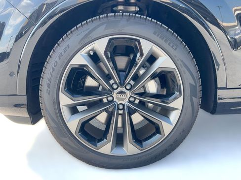 New 2025 Audi Q7 3.0T Prestige image 12