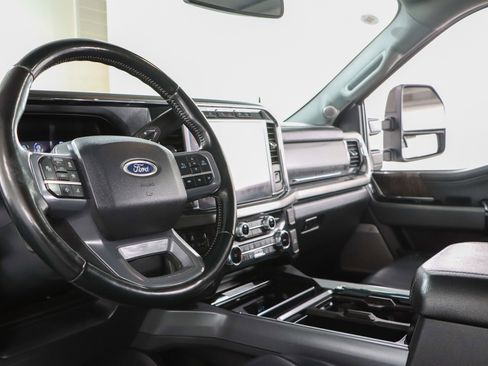 Used 2024 Ford F250 Lariat w/ Lariat Ultimate Package AWD/4WD image 26