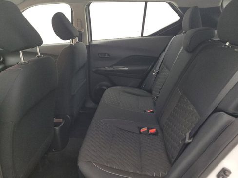 Used 2022 Nissan Kicks S FWD image 18