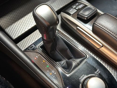 Used 2016 Lexus GS 350 AWD w/ F Sport Package image 25