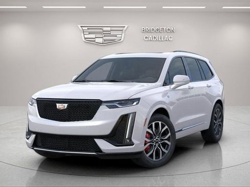 New 2025 Cadillac XT6 Sport w/ LPO, Floor Liner Package image 4