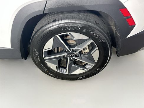 Used 2025 Hyundai Tucson SEL image 11