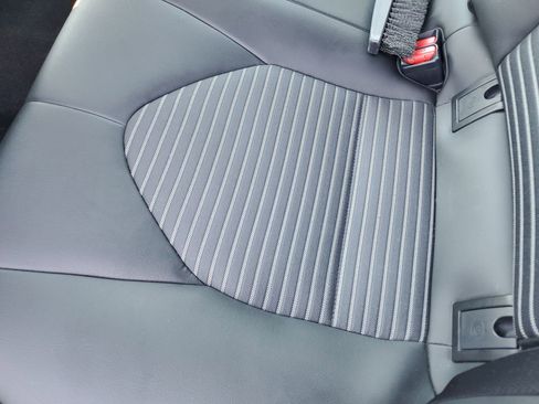 Used 2024 Toyota Camry SE image 14