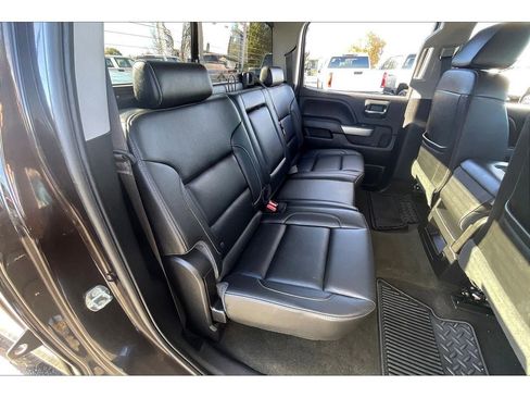 Used 2018 Chevrolet Silverado 2500 LTZ w/ Duramax Plus Package image 28