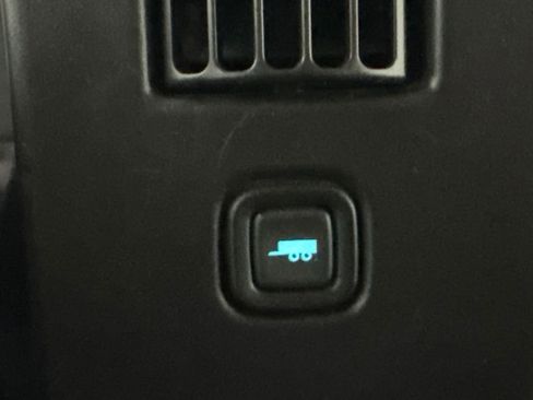 Used 2019 GMC Savana 2500 Extended RWD image 21