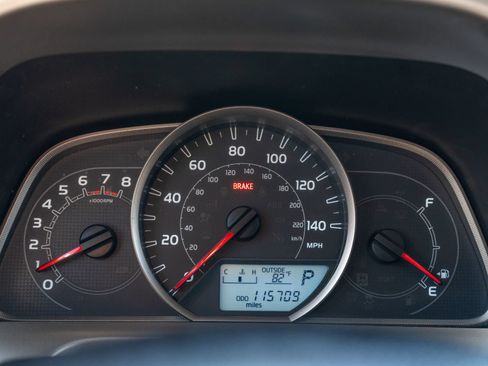 Used 2013 Toyota RAV4 XLE AWD/4WD image 22