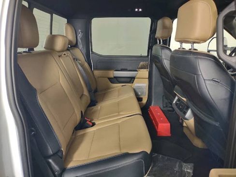 Used 2023 Ford F250 Lariat w/ Chrome Package AWD/4WD image 18
