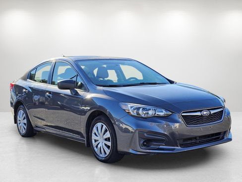 Used 2018 Subaru Impreza 2.0i image 3