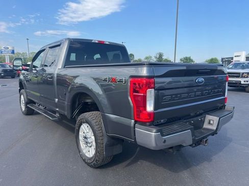 Used 2019 Ford F250 XLT w/ XLT Value Package AWD/4WD image 5