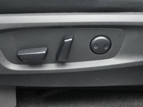 Used 2022 Nissan Pathfinder Platinum w/ Cargo Package image 20