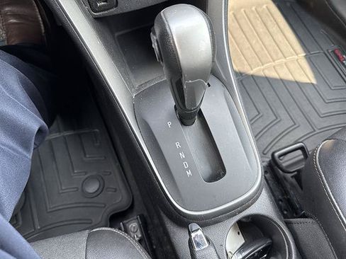 Used 2018 Chevrolet Trax LT w/ LT Convenience Package FWD image 51