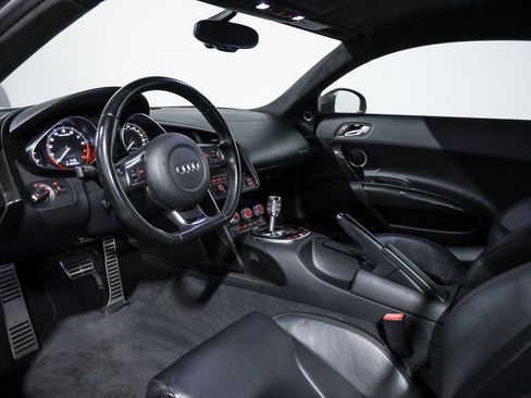 Used 2012 Audi R8 V10 image 33