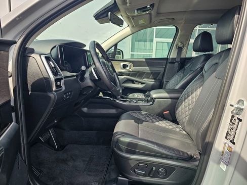 Used 2023 Kia Sorento SX Prestige AWD/4WD image 10