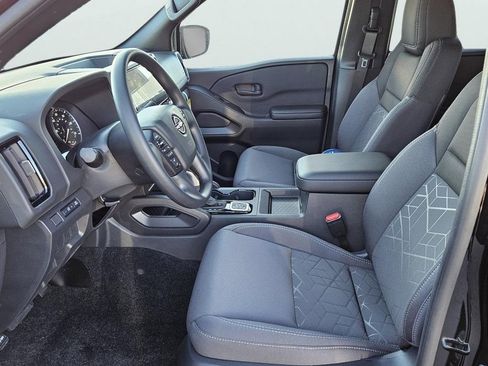 New 2026 Nissan Frontier SV w/ Tow Package image 10