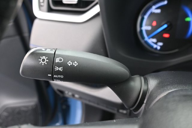 Used 2023 Toyota RAV4 XSE AWD/4WD image 17