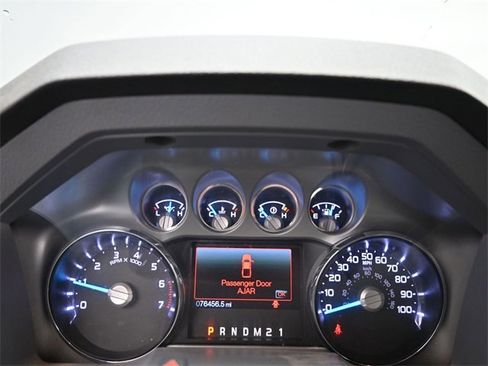 Used 2014 Ford F250 XLT w/ XLT Premium Package image 16