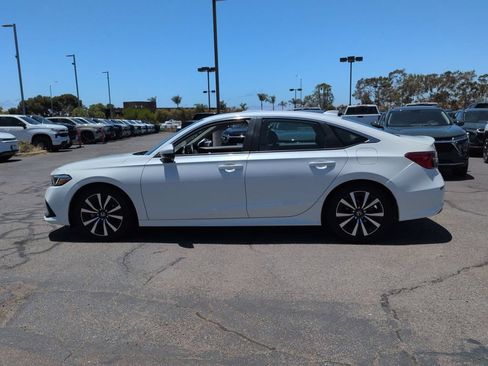 Used 2024 Honda Civic EX image 5