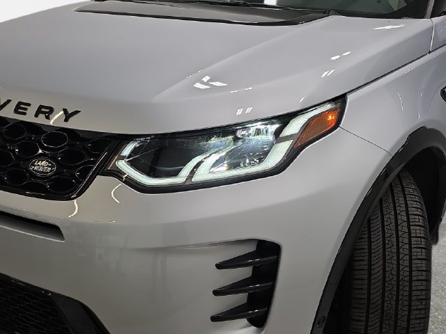 Used 2026 Land Rover Discovery Sport Landmark AWD/4WD image 30
