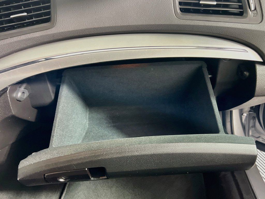Used 2021 Acura ILX w/ Premium Package FWD image 32