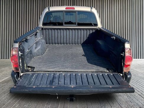 Used 2005 Toyota Tacoma 2WD Access Cab w/ Convenience Pkg image 18
