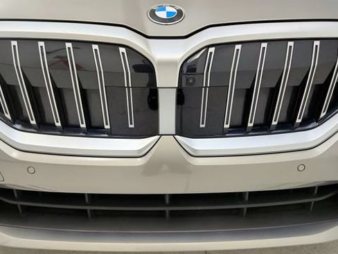 Used 2026 BMW 530i RWD image 23