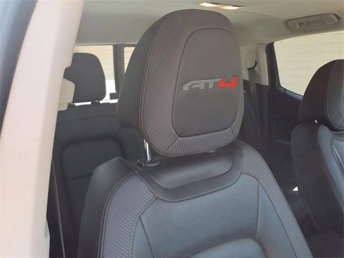 Used 2022 GMC Canyon AT4 w/ Trailering Package image 15