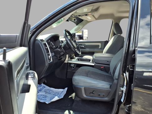 Used 2016 RAM 2500 Big Horn w/ Black Appearance Group AWD/4WD image 23