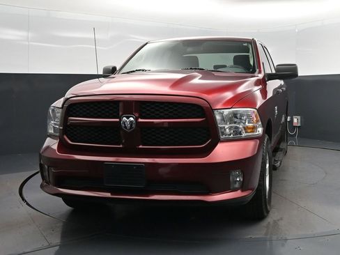 Used 2019 RAM 1500 Express AWD/4WD image 10