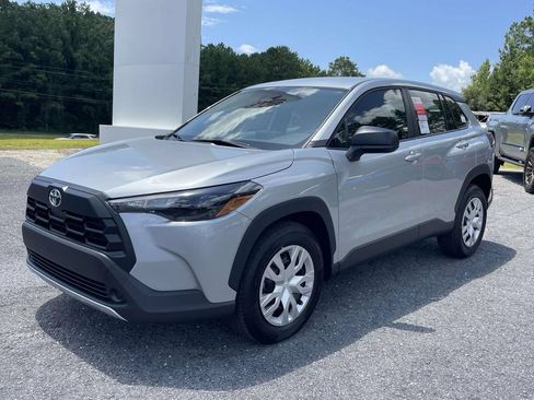 Used 2026 Toyota Corolla Cross L FWD image 5