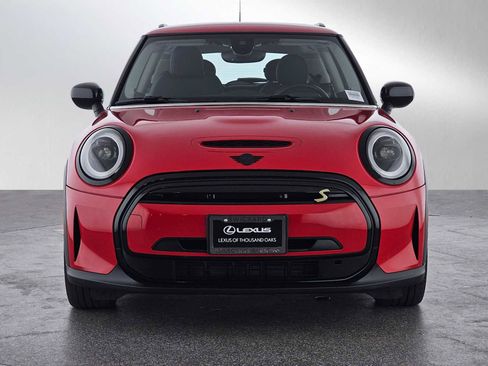 Used 2024 MINI Cooper SE image 8